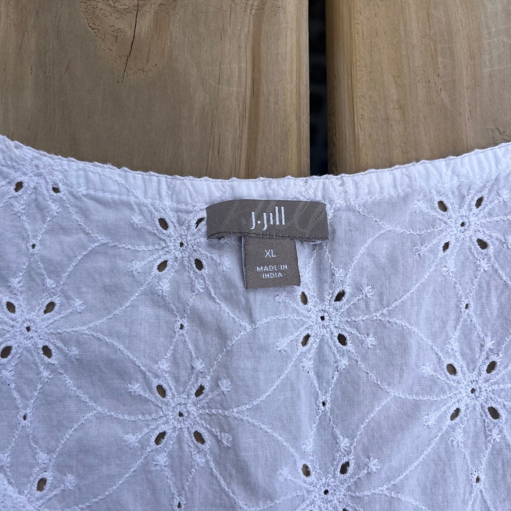 J. Jill Sleeveless Blouse Shirt Tank Top White Eyelet Lace Scallop Hem Cotton XL - Picture 5 of 5